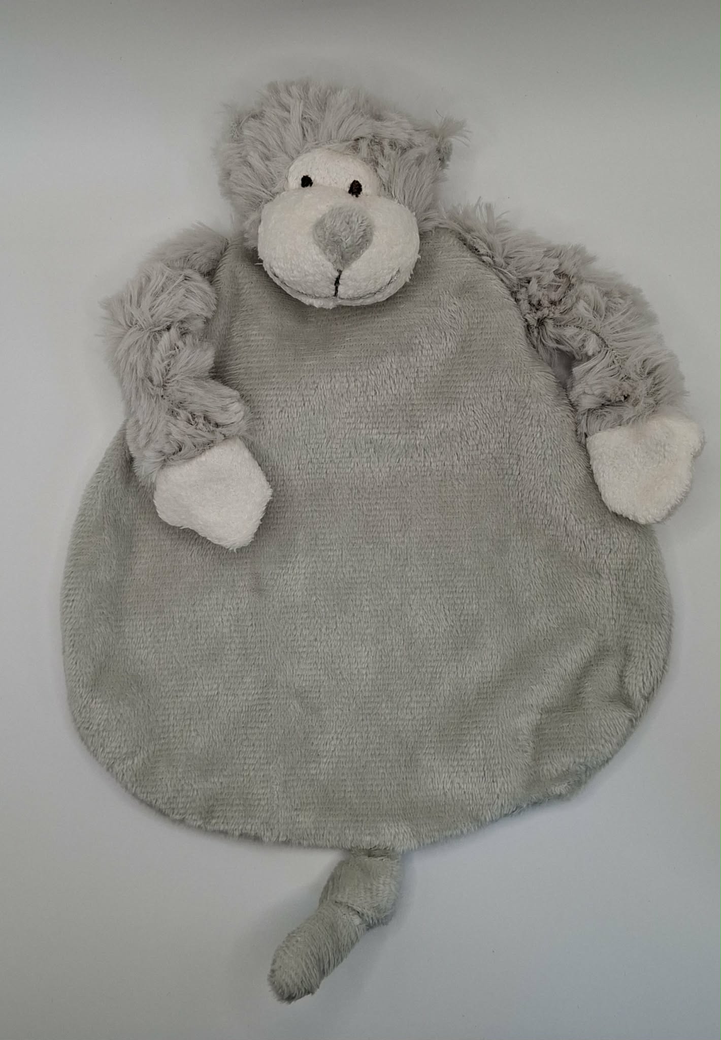 Grijs slingeraapje knuffeldoekje